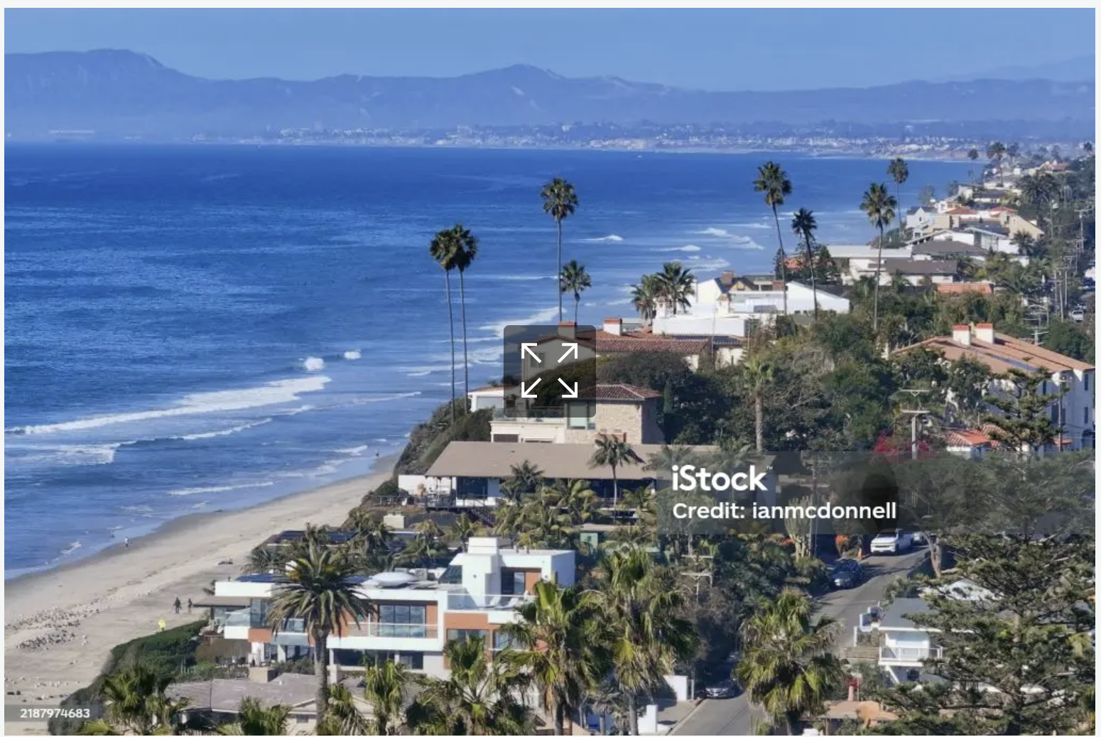 Beachfront homes in Encinitas, California